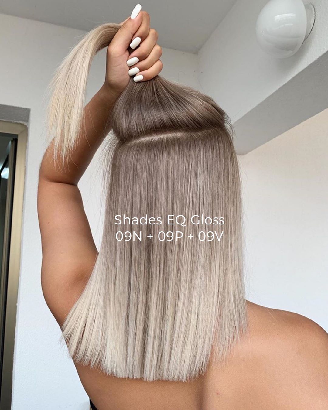 Redken - Почему вы выбираете #ShadesEQ? ⁣ 
⁣ 
Shades EQ Gloss = the acidic, liquid demi-permament haircolor your clients' hair needs to re-balance their pH level post-lightening. Zero ammonia, zero li...