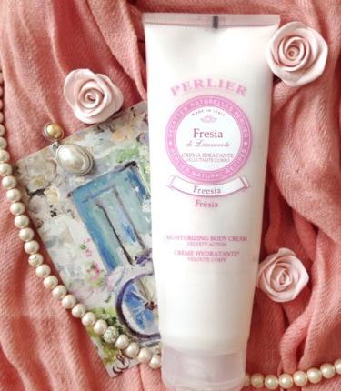 Крем для тела Perlier Fresia Moisturizing Body Cream фото