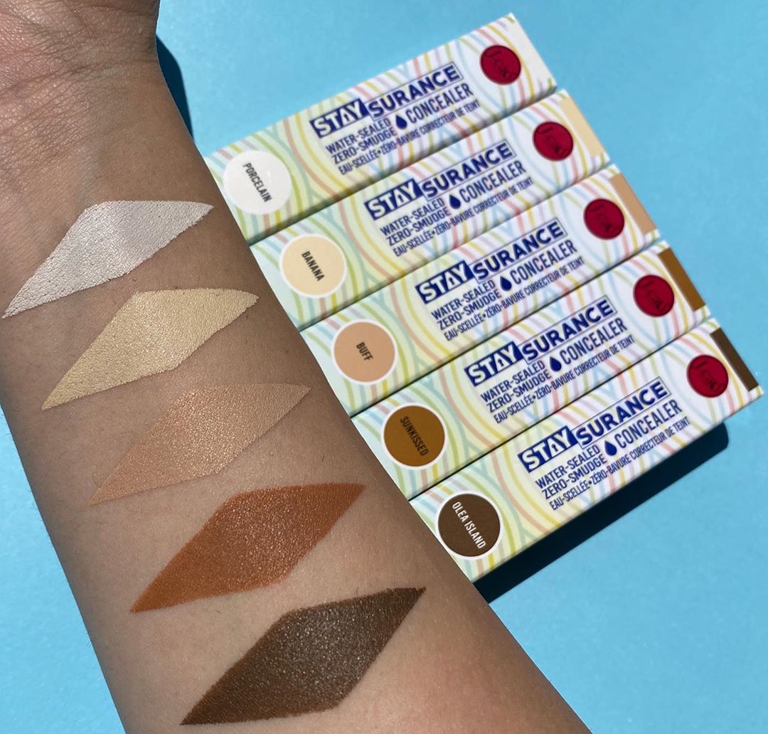 J. Cat Beauty - This SUMMER HEAT ain’t stoppin no one thanks to our Staysurance Water-Sealed/Zero Smudge Concealer☀️ It lasts ALL DAY💦
.
.
.
#jcat #jcatbeauty #losangeles #beauty #makeupaddict #makeup...