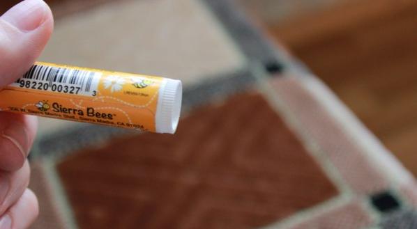 Бальзам для губ Sierra Bees Organic Honey Beeswax Lip Balm with Vitamin E фото