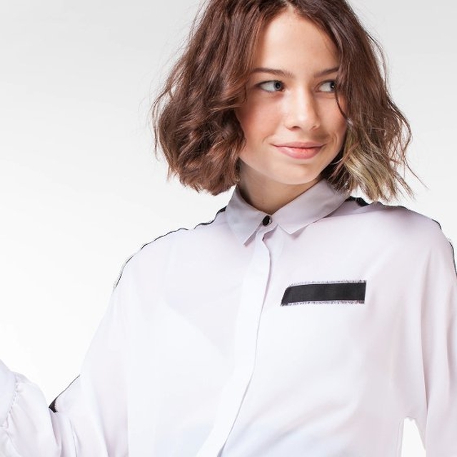 Orby - All you need is BLOUSE.
За счет использования синтетических волокон наши блузки меньше мнутся, их легко утюжить и стирать. В коллекции ты найдёшь идеи без застёжек – для самых активных девчонок...