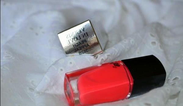 Lancome Vernis in Love Nail Polish #362B Peach Appeal - review