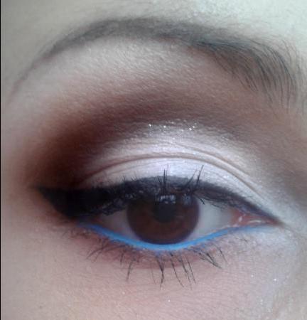 Will narasim eyes? Cold evening makeup with bright blue accent - review