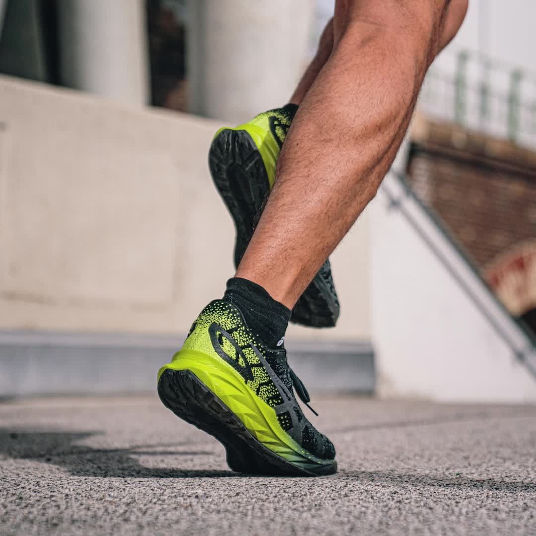 ASICS Europe - Fitness coach and @asicsfrontrunner @digi_mu wanted a shoe that would give him the energy to run fast while looking good. 😎

#DYNABLAST combines #FLYTEFOAM technology with a reactive so...