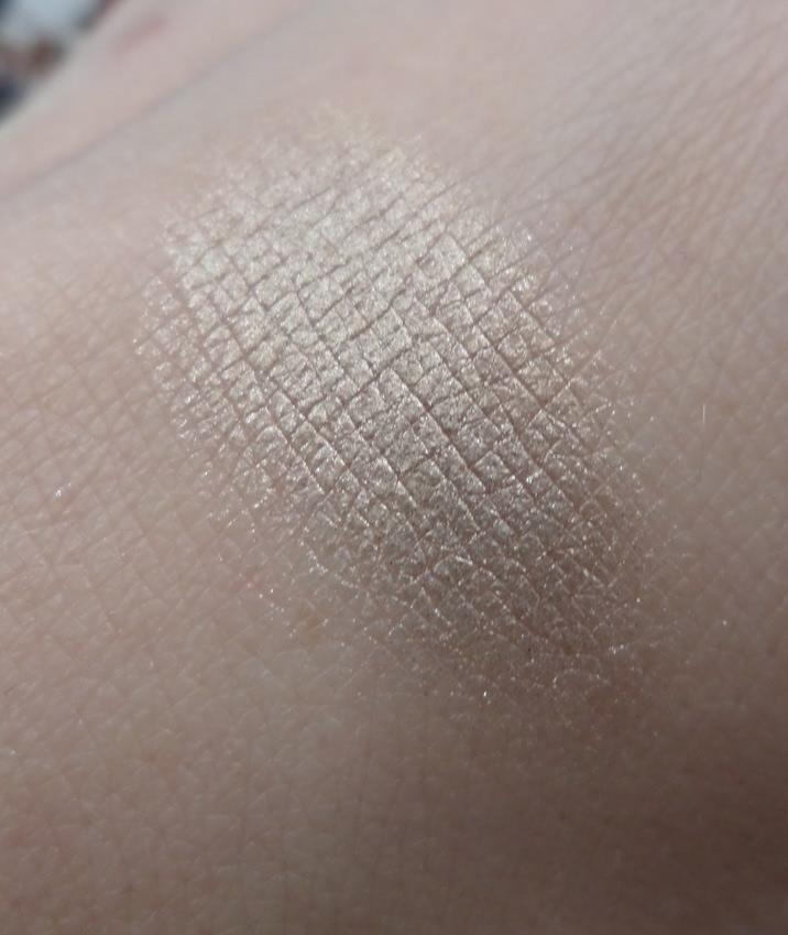 Clarins Ombre Iridescente оттенок 04 Silver Ivory