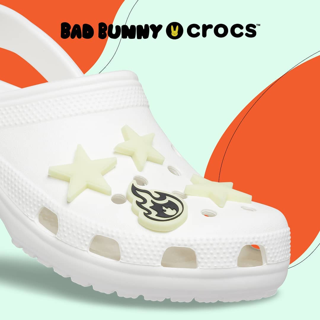 Crocs Russia - Классические сабо #BadBunnyXCrocs в продаже. Hacemos lo que nos da la gana. 1 пара на одного человека. Ссылка в описании аккаунта. @badbunnypr

#BadBunnyXCrocs #crocs #crocsru #крокс