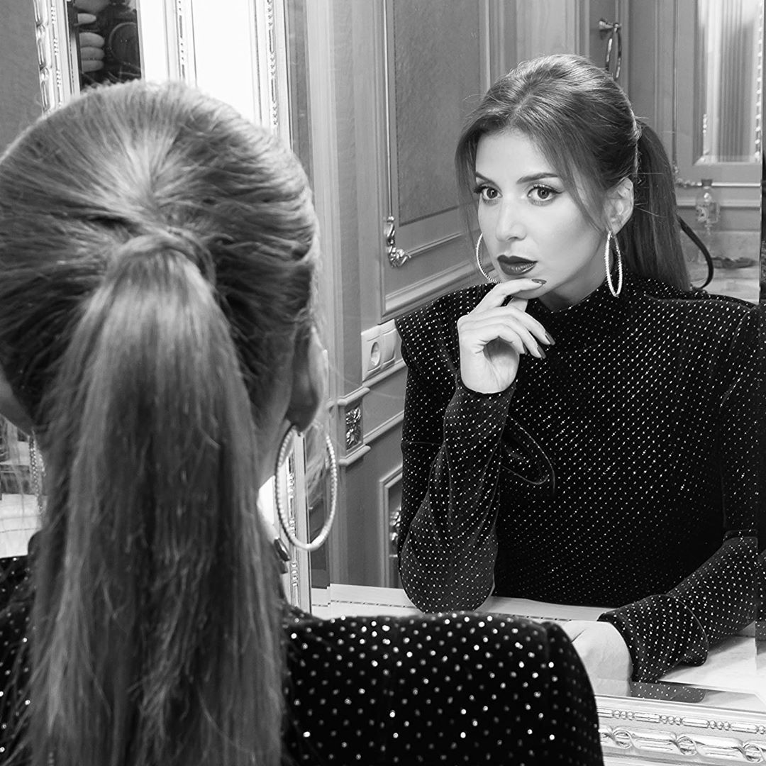 Певица Жасмин - Challenge accepted! 🖤 Women often criticize other women; instead, we should take care of each other. Every woman is beautiful, strong and incredible the way she is! Thanks to @yanarask...