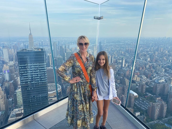 KRISTINA ORBAKAITE - Это самая высокая открытая смотровая площадка на Западе! 🌤 #theedgehudsonyards Просто дух захватывает))