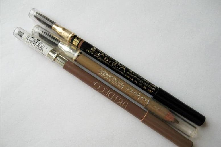 Luminose, le matite per le sopracciglia: L'Etoile, Yves Rocher, Artdeco - rassegna