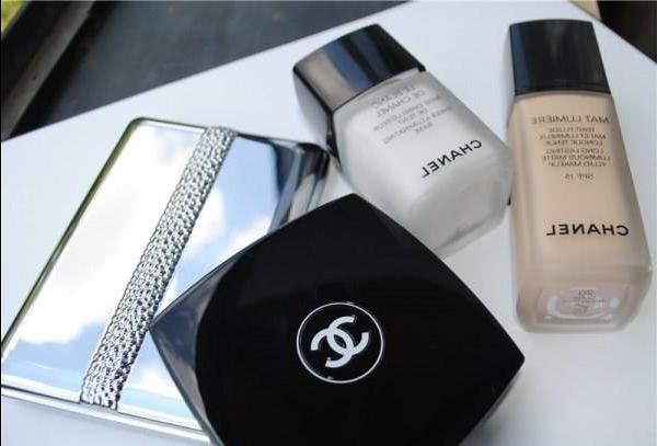 My summer assistants in the creation of the perfect tone, La Prairie and Chanel - review