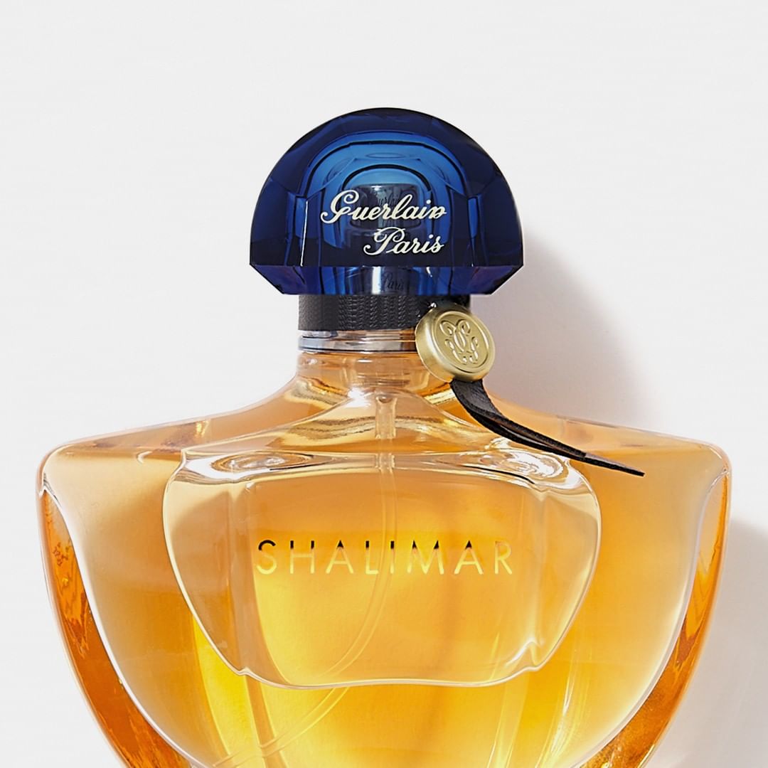 Escentual - Do you like your fragrances warm and exotic? You need an amber perfume! Join @thecandyperfumeboy live on our Instagram tomorrow at 11 am if you'd like to hear more about this fragrance fam...