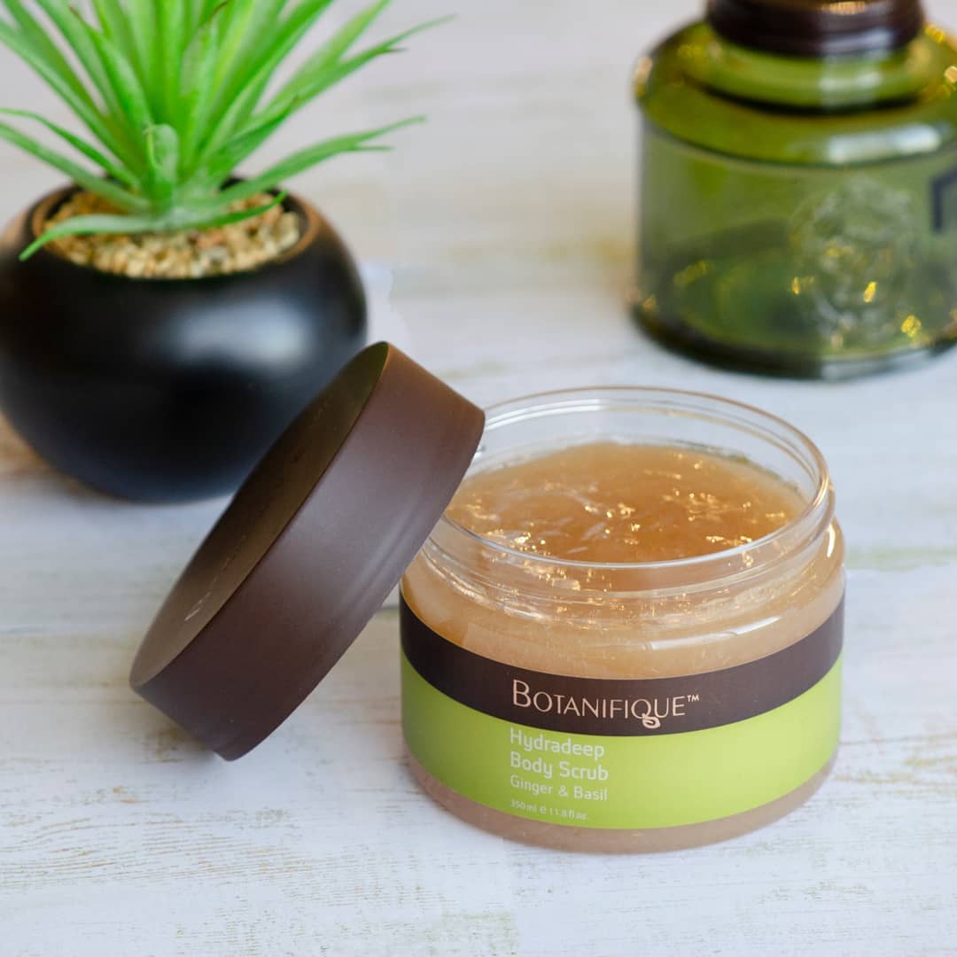 Botanifique - Scrub-A-Dub-Dub🌿
*
#scrub #botanifique #bodycare #bodyscrub #ginger #basil #naturalskincare #cosmetics #beauty #beautyproducts #naturalskincare #nature #instagood #woman #massage #spa #s...