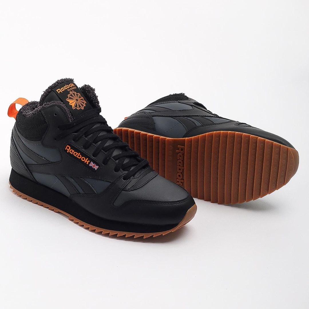 Магазин Streetball - Reebok Classic Leather

Утеплённые кроссовки из натуральной кожи со средним профилем — прекрасный вариант на осень и не самую холодную зиму. Практичная чёрная основа гармониру...