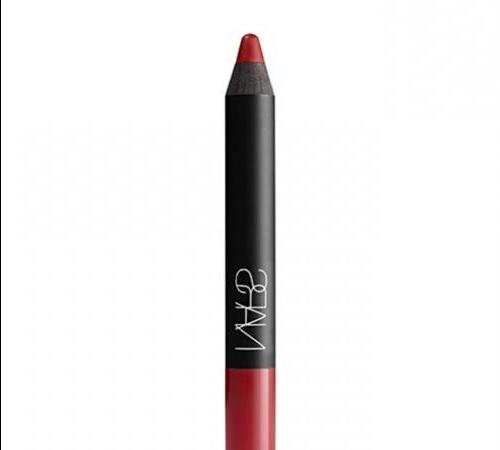 Lipstick pencil from Nars - Velvet Matte Lip Pencil in the shade Cruella - review