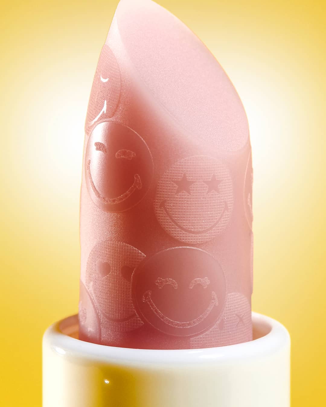 Ciaté London - Keep you lips hydrated during the heatwave with our Ciaté London x Smiley World #SmoothOn Lip Balm 💦 👄 enhanced with mood boosting poppy and energising cacao extract, the gel-like bal...