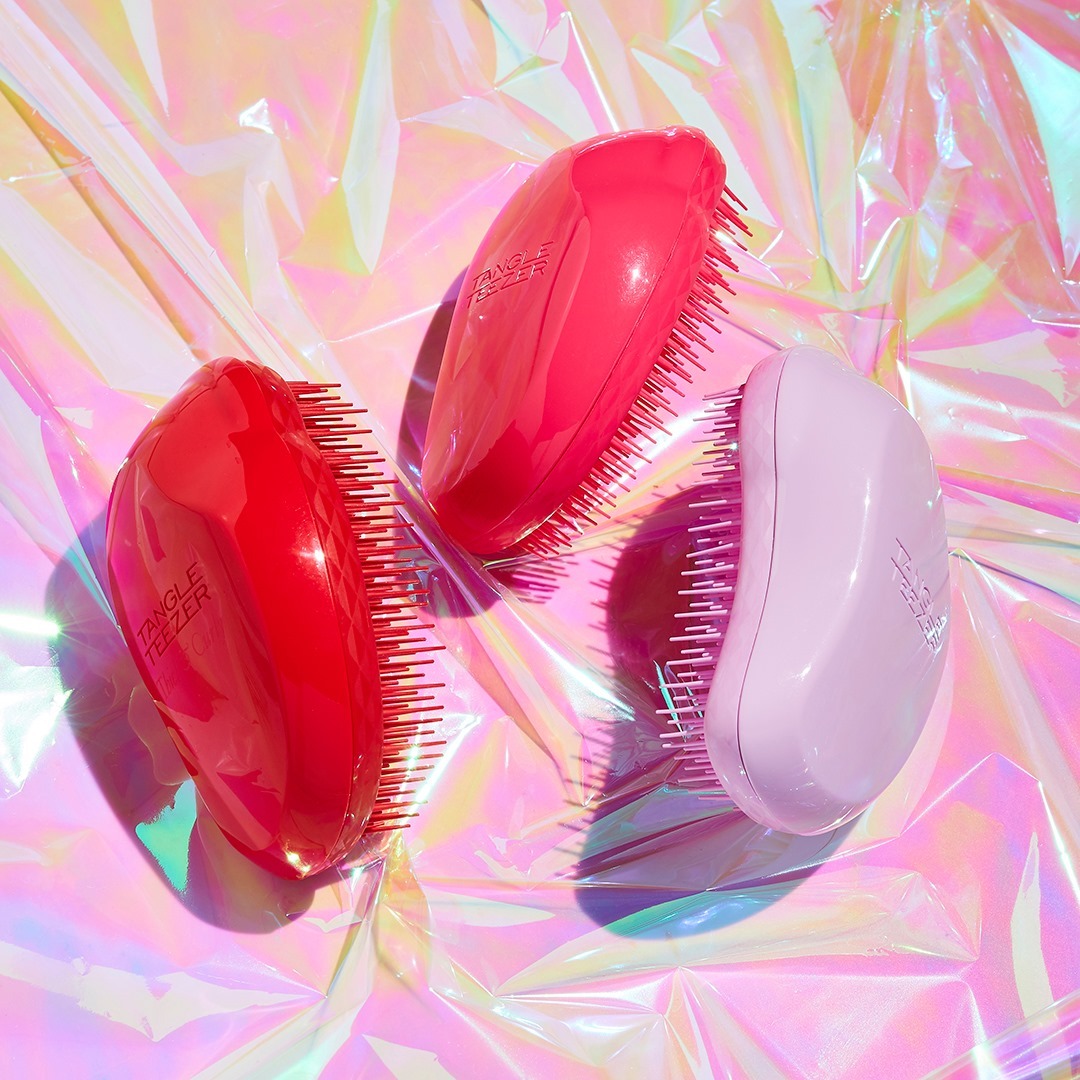 Tangle Teezer Hairbrush - #PowersInTheTeeth
You know we didn’t come to you with just one type of detangling hairbrush!
🌸Fine & Fragile – 30% softer teeth, perfect for delicate or damaged hair.
💖The Or...