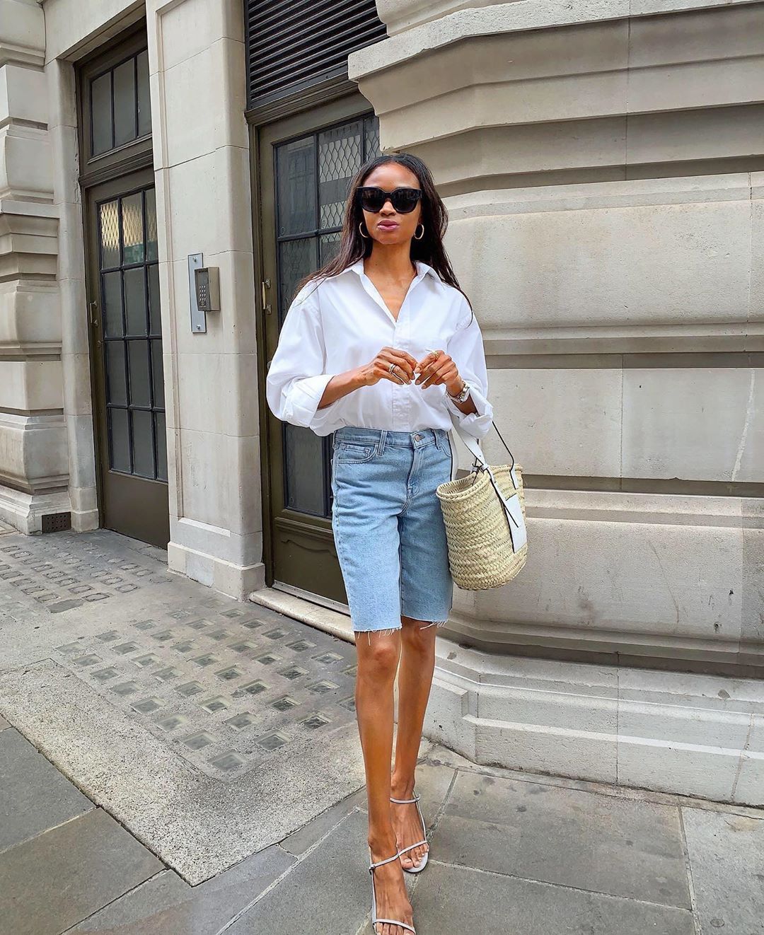 J BRAND - @symphonyofsilk in the Relaxed Bermuda Short—our favorite sustainable summer piece that can be dressed or down  #inmyjbrand #ecofriendly #denim