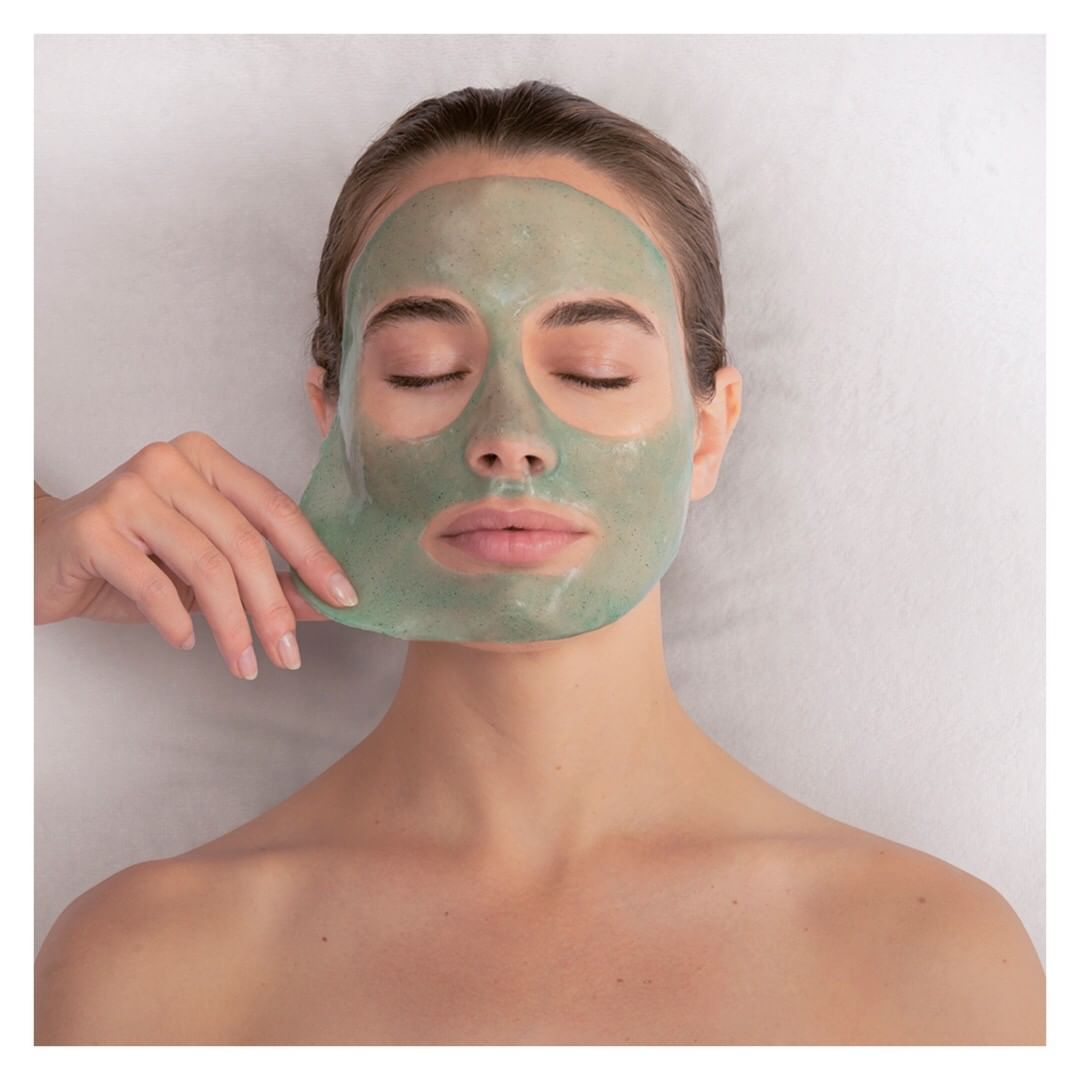 Thalgo France - La star de notre soin Spiruline Boost : le 1er masque frais peel off à la Spiruline qui détoxifie et lisse les peaux asphyxiées par la vie urbaine⁠
Prenez vite rendez-vous chez votre e...