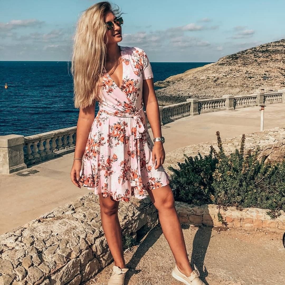 bonprix - Thank you, @asfashion.blog for this beautiful vacation outfit inspo! ☀️ 🔍 (dress) 914480 #bonprix #regram #bonprixitsme #ootd