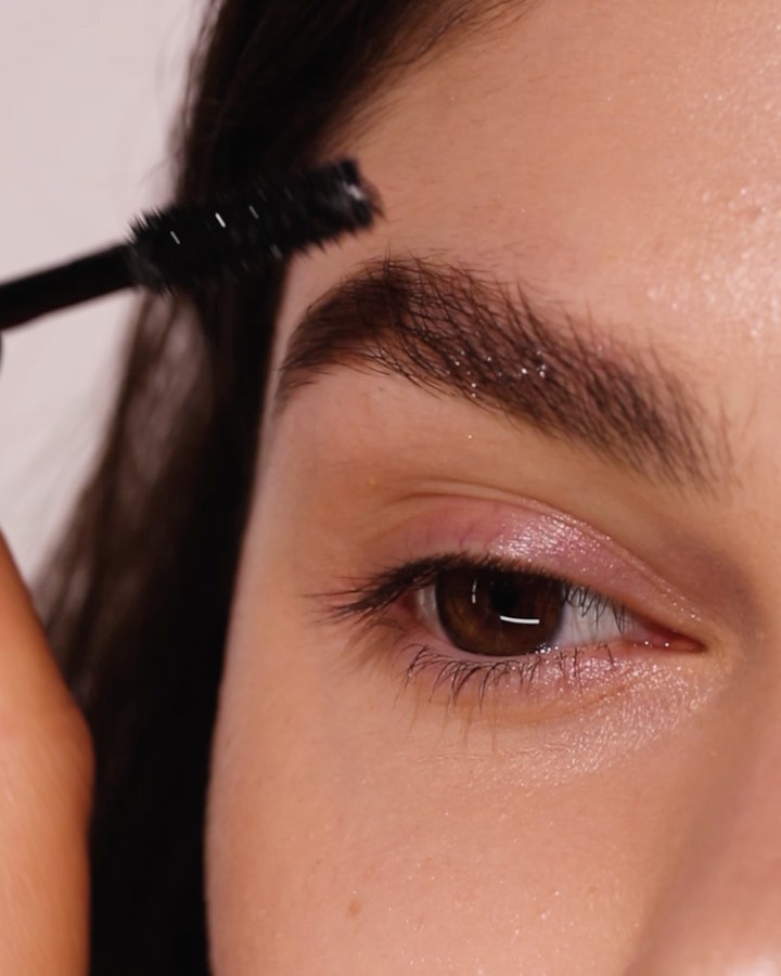 Vivienne Sabó - Нарисовать наконец идеальные брови? Легко!
⠀
Сохраняйте видео, чтобы не потерять ✨
⠀
• Подберите идеальный оттенок карандаша Brow Arcade (обожаем автоматические карандаши за то, что и... Vivienne Sabó - Нарисовать наконец идеальные брови? Легко!
⠀
Сохраняйте видео, чтобы не потерять ✨
⠀
• Подберите идеальный оттенок карандаша Brow Arcade (обожаем автоматические карандаши за то, что и...