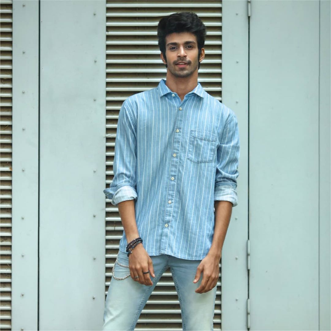 Lifestyle Stores - Stripes have never looked better! Shop from the latest denim trends, like this casual button-down from Forca, at Lifestyle Denim Destination, and avail upto 50% OFF!
.
Click the lin...