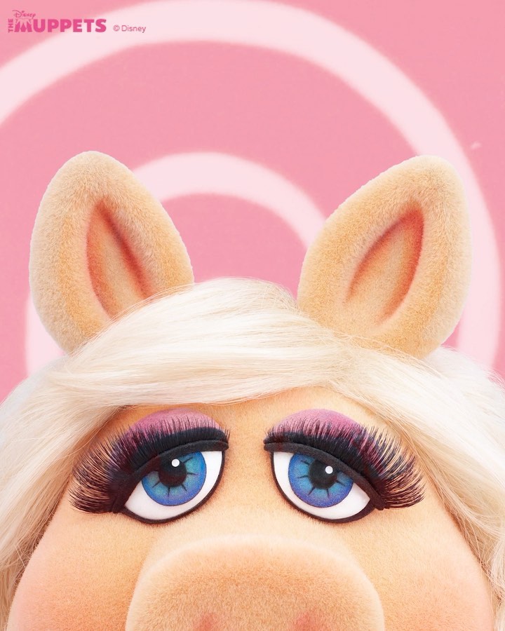 Ciaté London - HIIII-YAH 👋 We can finally reveal our Ciaté London x Miss Piggy collection!! 🐽✨ Get ready to pig out on our new must-have beauty with Disney’s biggest diva 👏🐽 Meet the entire 6 piece c...