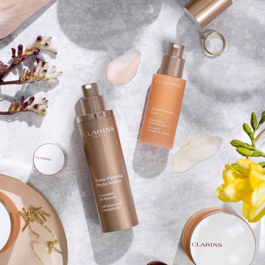 Clarins Russia - Заметный эффект лифтинга без сложных процедур — со средствами линии Extra-Firming это возможно! ⚡️
⠀
⭐️ Регенерирующая сыворотка Extra-Firming обеспечивает двойной эффект лифтинга,...