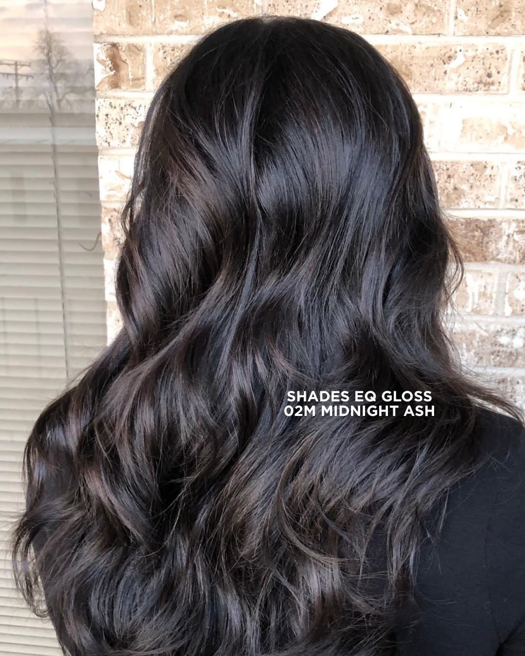 Redken - @desireedidmyhair 🇺🇸 from @salonkaren was able to give her client exactly what she wanted using the 🆕 Matte series. 
 
Her ask: "I want to go darker, but I still want my hair to be glowing."...