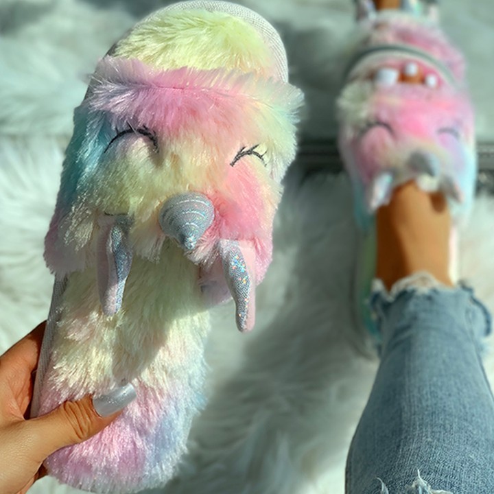 Chic Me - Fluffy Unicorn Open Toe Flat Slippers⁠
🔍"LZT2506"⁠
Shop: ChicMe.com⁠
⁠
#chicmeofficial #fashion #style #chic