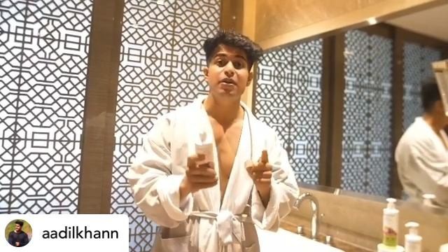 Mamaearth - #Repost 
We’re excited to see @aadilkhann swearing by the goodness of the Mamaearth Onion range!
He is ecstatic about how strong and shiny his hair has become.

“@mamaearth.in Onion Range...