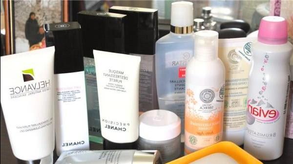 Cleansing and toning my skin this summer - Chanel, Sisley, Helvance, Natura Siberica, Collistar, Eisenberg, Evian - review