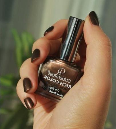 Autumn on the tips of his fingers with Golden Rose Rich color No. 33 - review