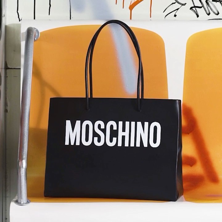 Moschino - Moschino 🖤NY #moschino @itsjeremyscott new bags on moschino.com and Moschino Shops