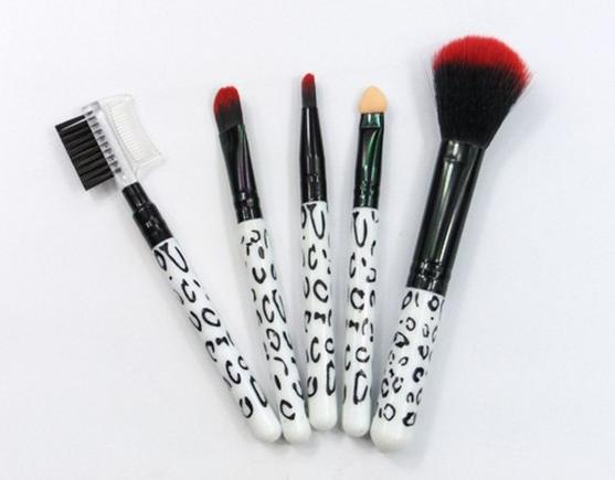 Набор кистей для макияжа Aliexpress NEW 5Pcs Makeup Blush Eyeshadow Leopard Brushes Lipstic Cosmetic Brushe Set Tool