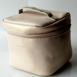 Искусственный бежевый SHISEIDO кожаная косметичка - 5.5 X 5.5 X 5.5 - новый