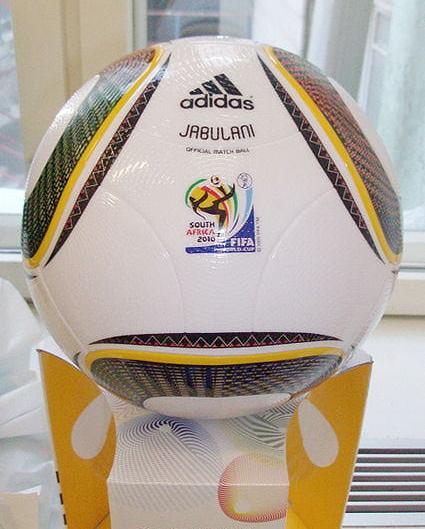 Футбольный мяч Adidas Jabulani