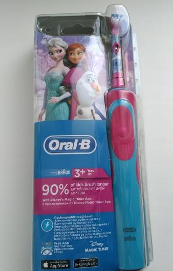 Детская электрическая зубная щетка Oral-B D12.513K Frozen Kids