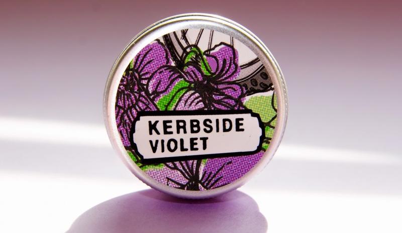 Lush Kerbside Violet - твердые духи