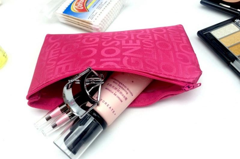 Косметичка AliExpress Women's Bright Cosmetic Bag For Accessories And Personal Accessories With A Zipper