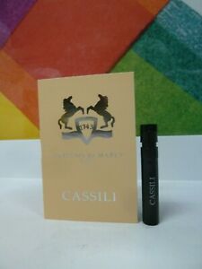  Cassili от Parfums De Marly Eau De Parfum Spray образец 0.04 унций (примерно 1.13 г.)/1.2 мл Новый