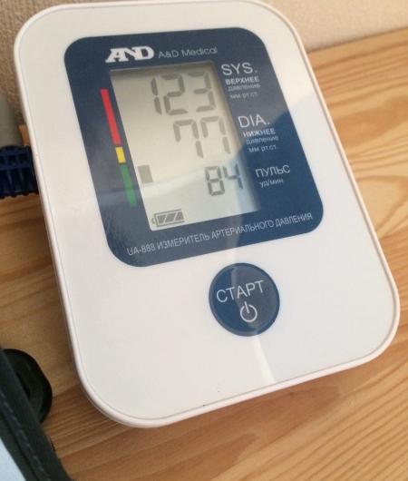And ua 888eac. Тонометр and ua-888 показания. Тонометр анд 888 с универсальной манжетой. Тонометры анд автоматические ua 888 ac. Тонометр beurer bc 16.