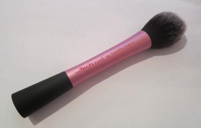 Кисть для румян Aliexpress Real Techniques Blush Brush-копия